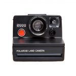 Cámara instantánea Polaroid 2000 del año 1976.